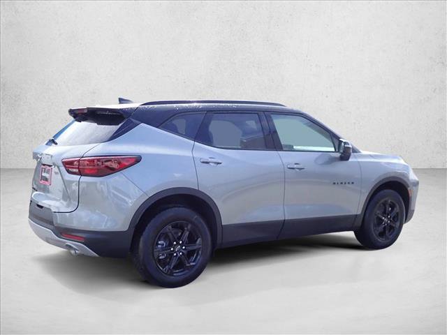 New 2026 Chevrolet Blazer LT w/ Midnight/Sport Edition AWD/4WD image 4