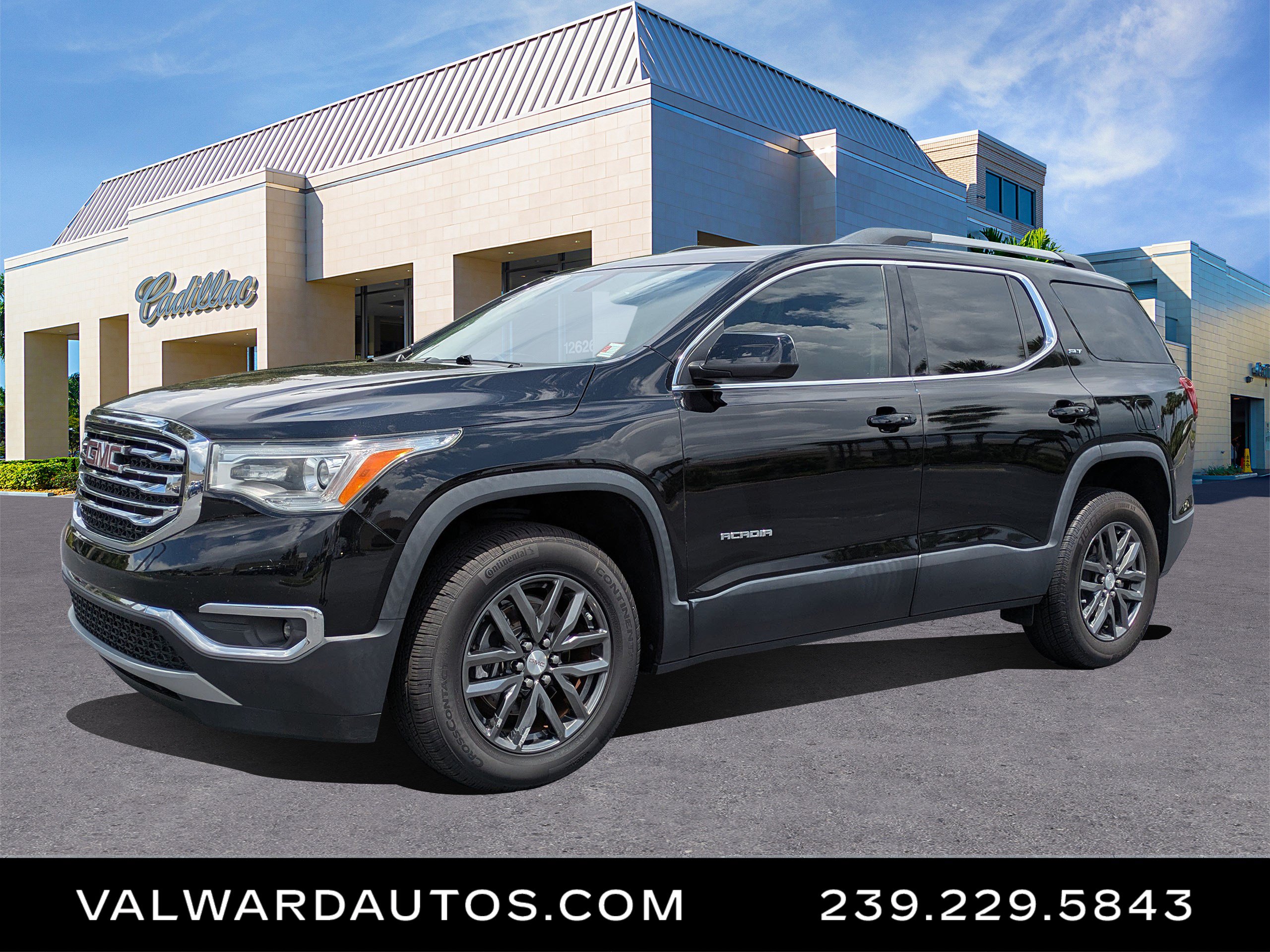 Used 2019 GMC Acadia SLT FWD image 1