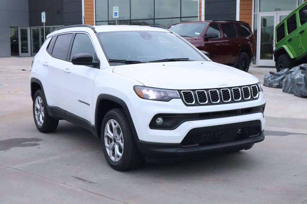 New 2026 Jeep Compass Latitude