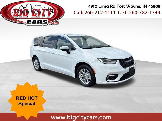 Used 2023 Chrysler Pacifica Touring-L