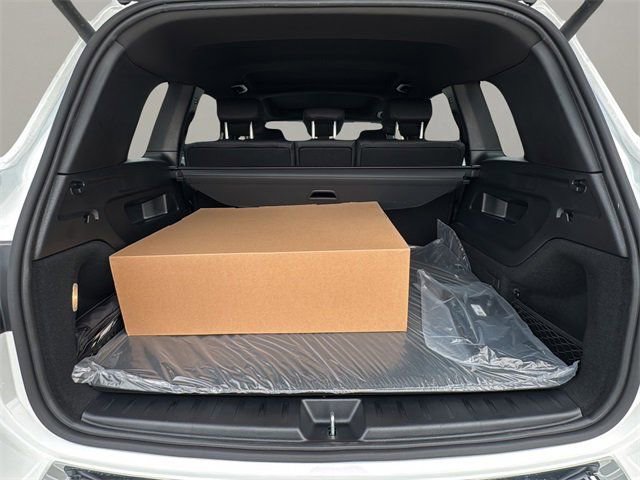 New 2026 Mercedes-Benz GLB 250 image 25