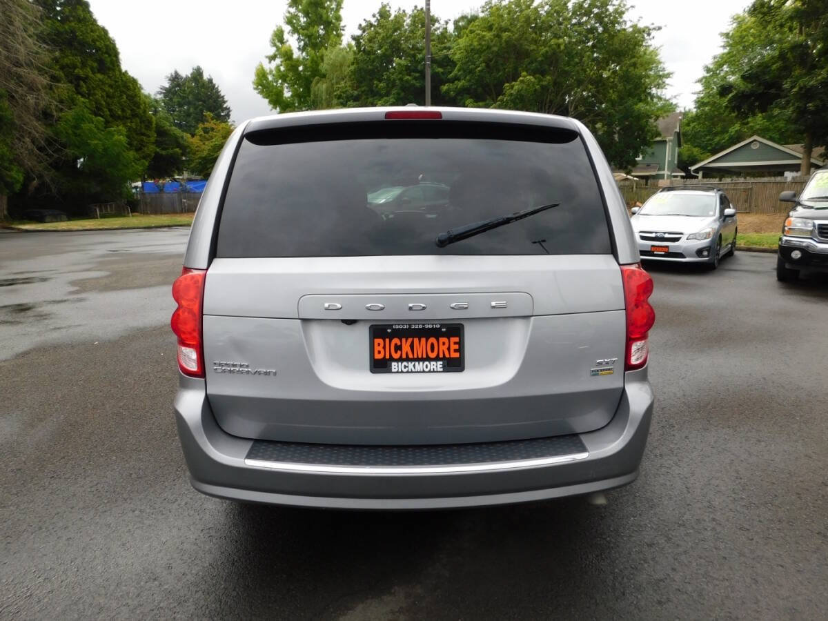Used 2017 Dodge Grand Caravan SXT FWD image 22
