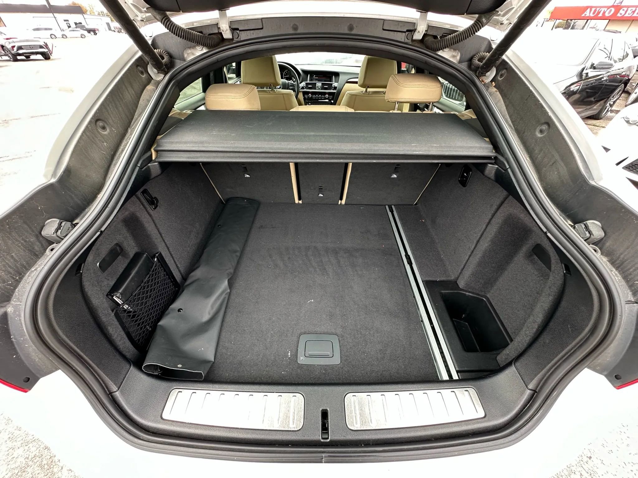 Used 2018 BMW X4 xDrive28i image 18