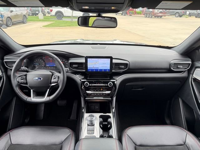 Used 2022 Ford Explorer ST-Line w/ Class IV Trailer Tow Package RWD image 24
