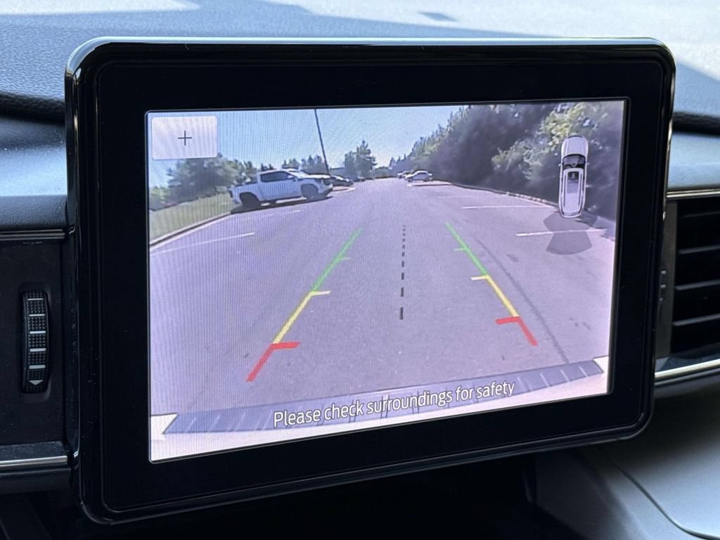 Used 2020 Ford Explorer XLT w/ Equipment Group 202A RWD image 32