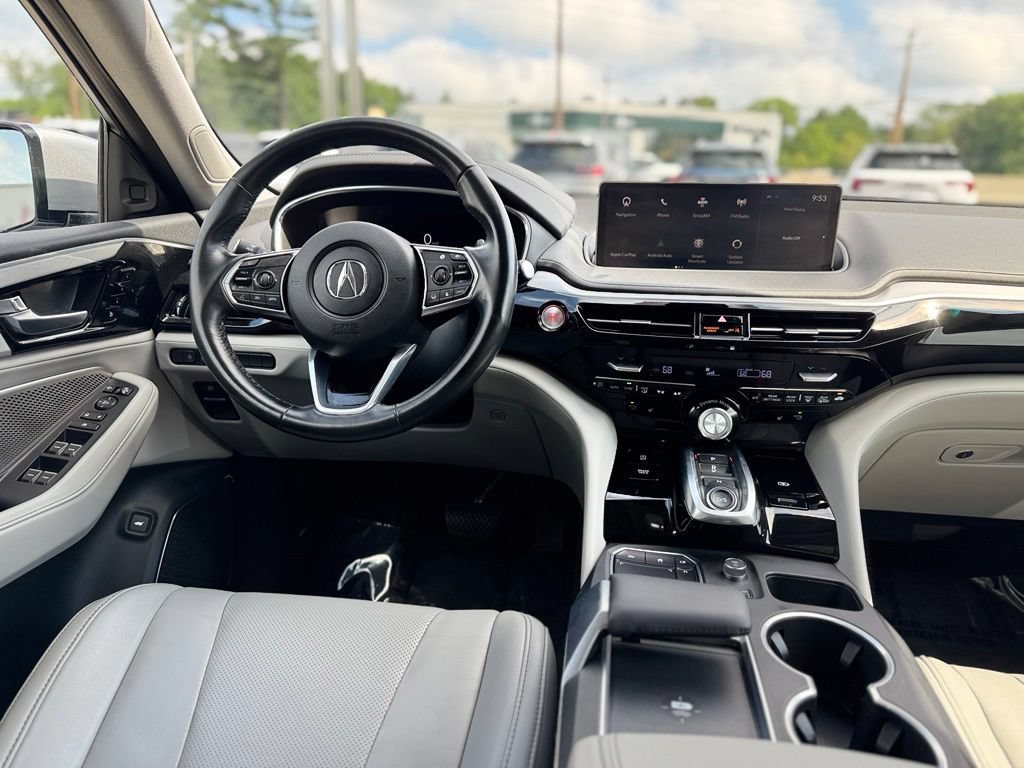 Used 2023 Acura MDX w/ Technology Package AWD/4WD image 13