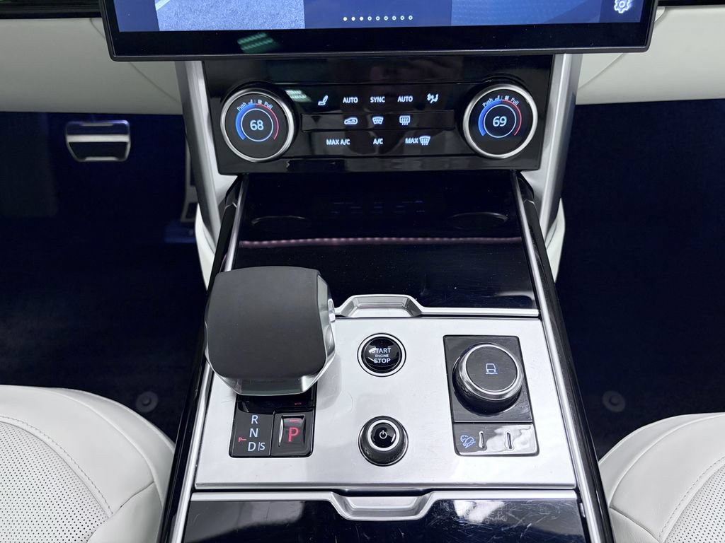 Used 2023 Land Rover Range Rover SE AWD/4WD image 21
