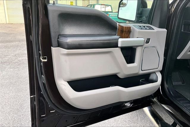 Used 2019 Ford F150 Lariat image 18