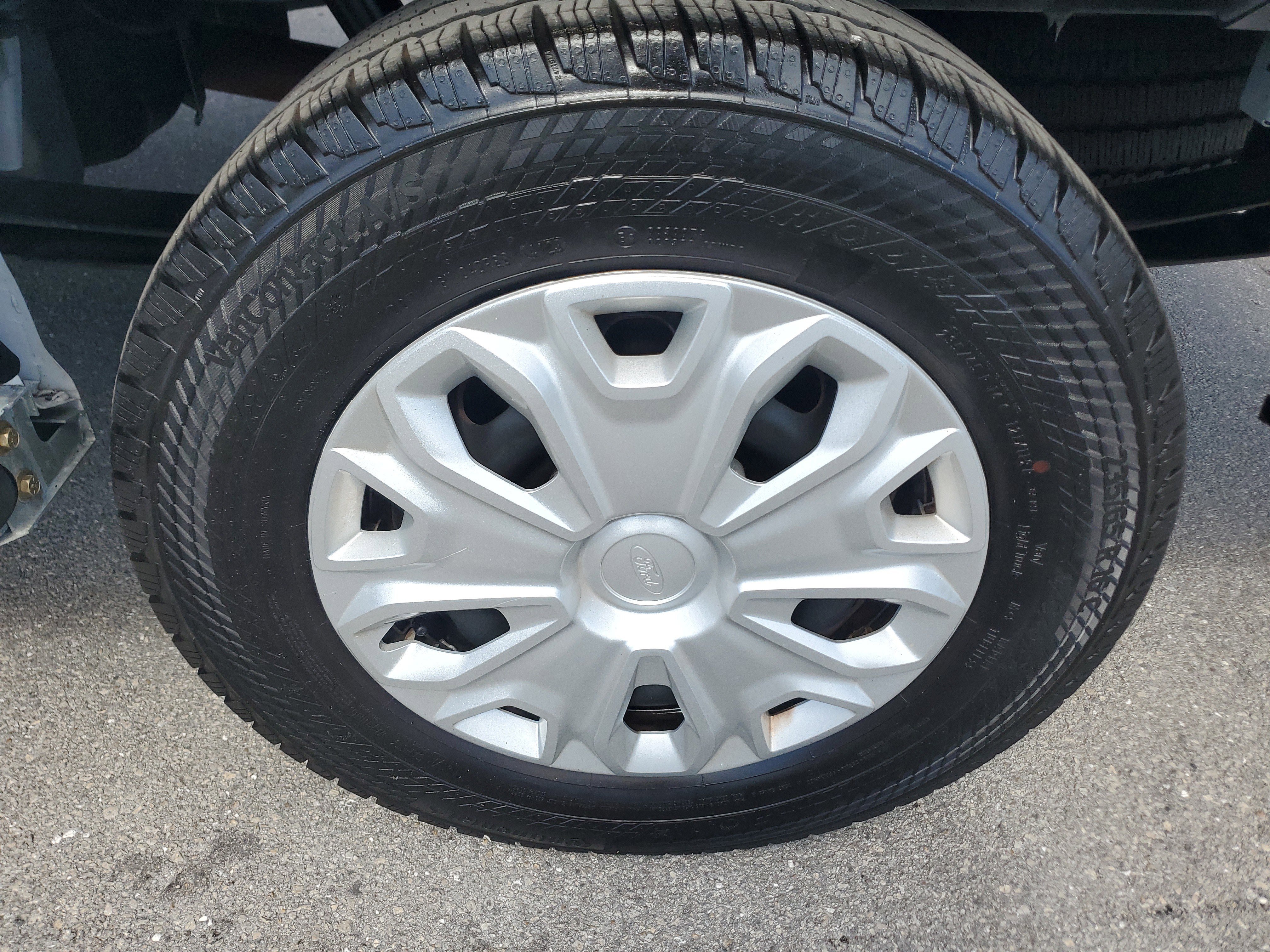 Used 2024 Ford Transit 250 Low Roof w/ Exterior Upgrade Package image 28