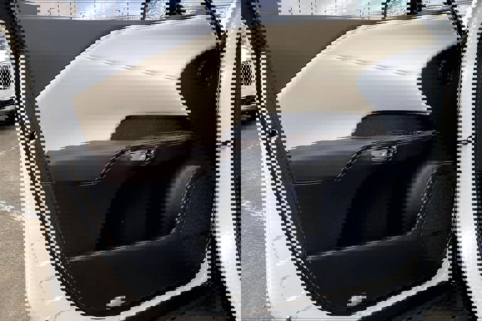 Used 2024 Lexus RX 350 Premium w/ Accessory Package (Z1) image 19