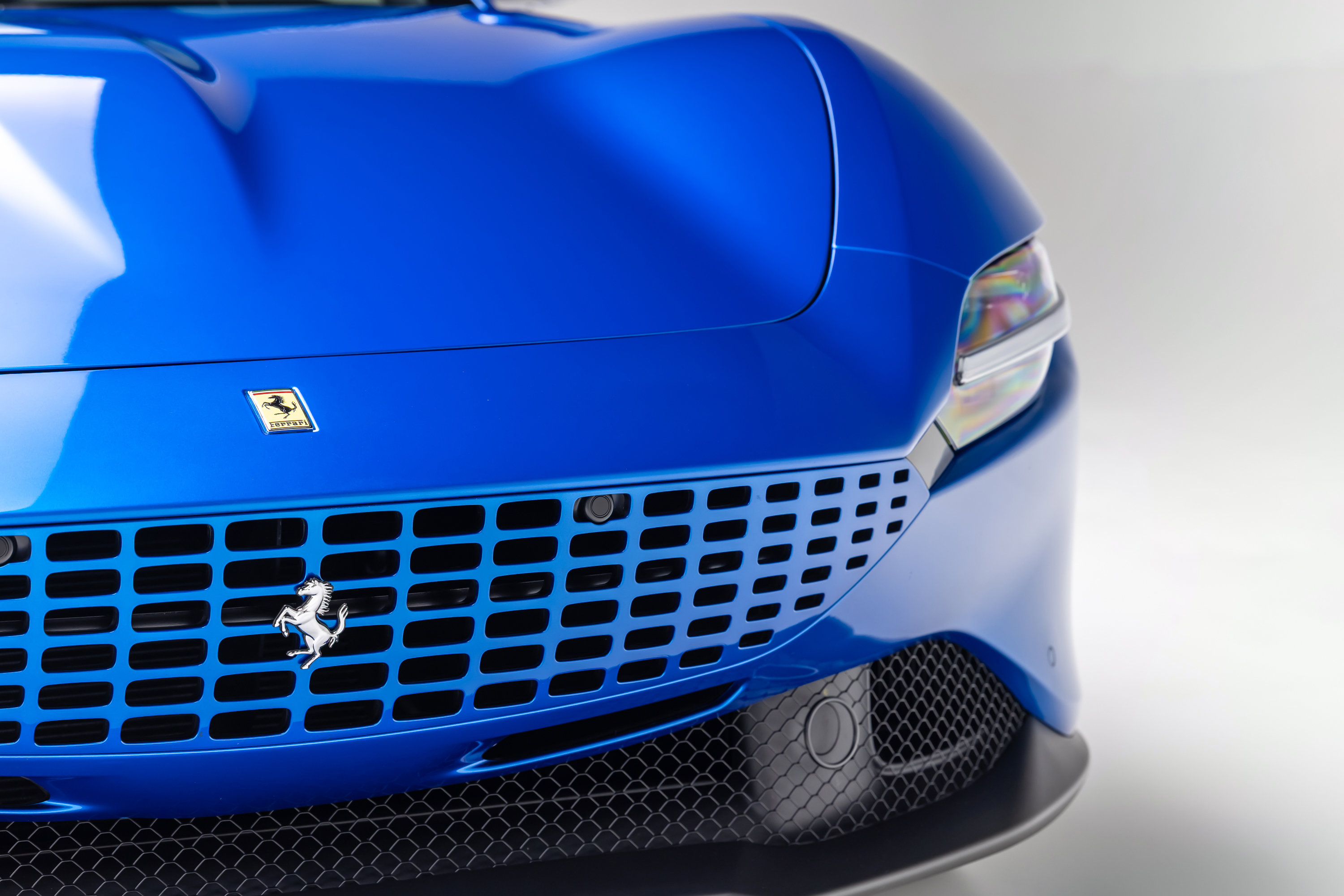 Used 2026 Ferrari Roma Spider RWD image 25