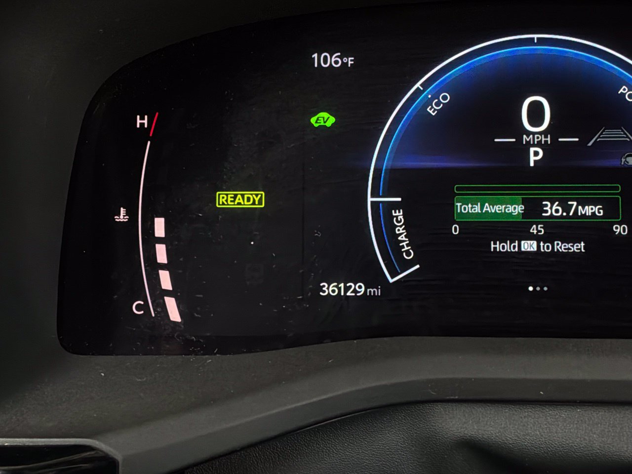 Used 2025 Toyota Camry LE FWD image 36