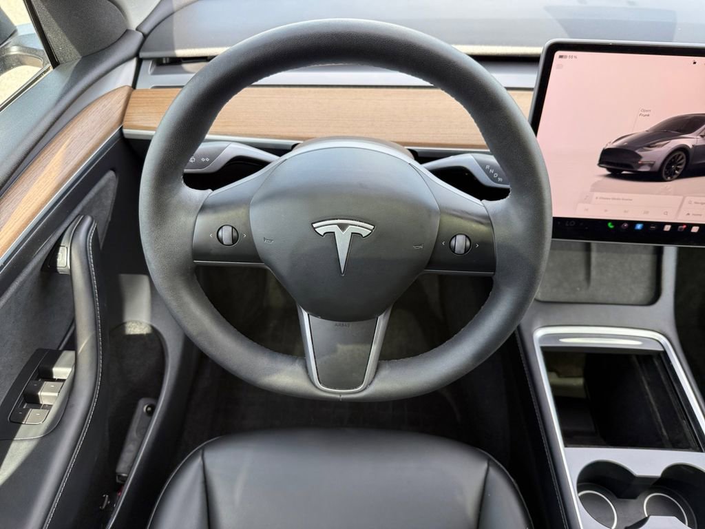 Used 2023 Tesla Model Y Long Range image 13