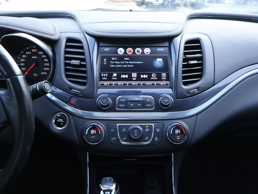 Used 2019 Chevrolet Impala LT image 27