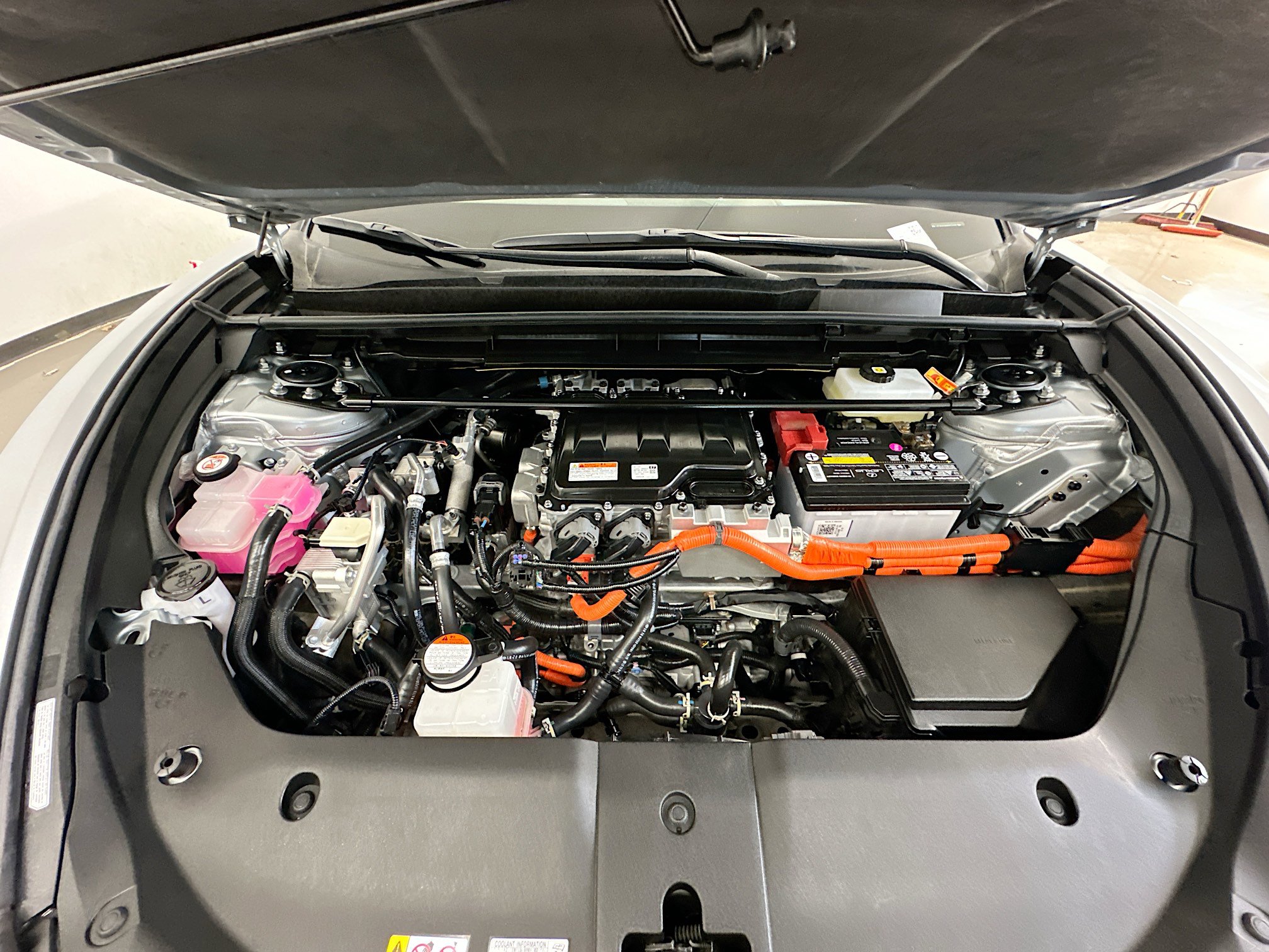 Used 2023 Lexus RZ 450e Premium w/ Accessory Package (Z1) image 36