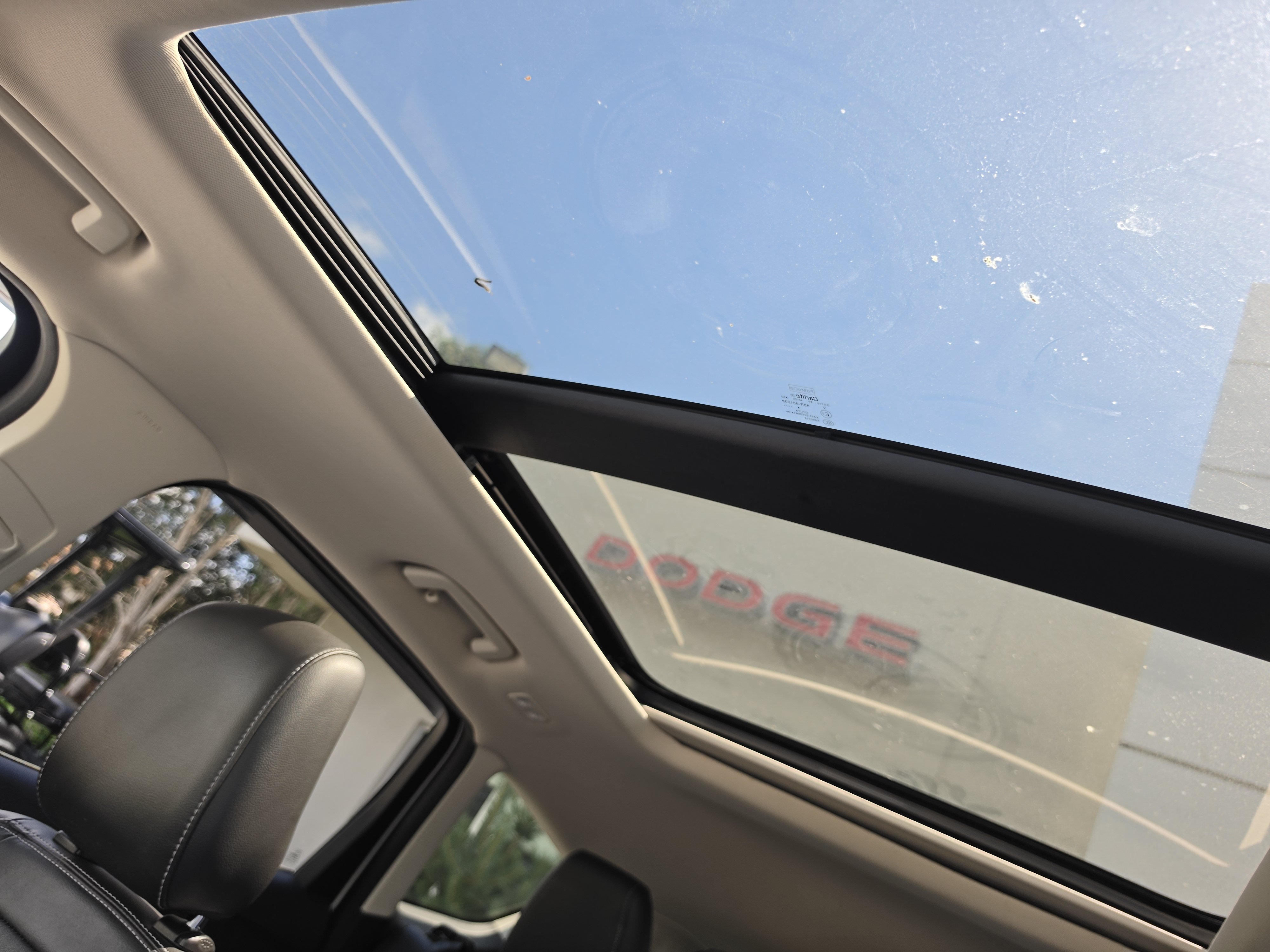 Used 2019 Ford Escape Titanium AWD/4WD image 32