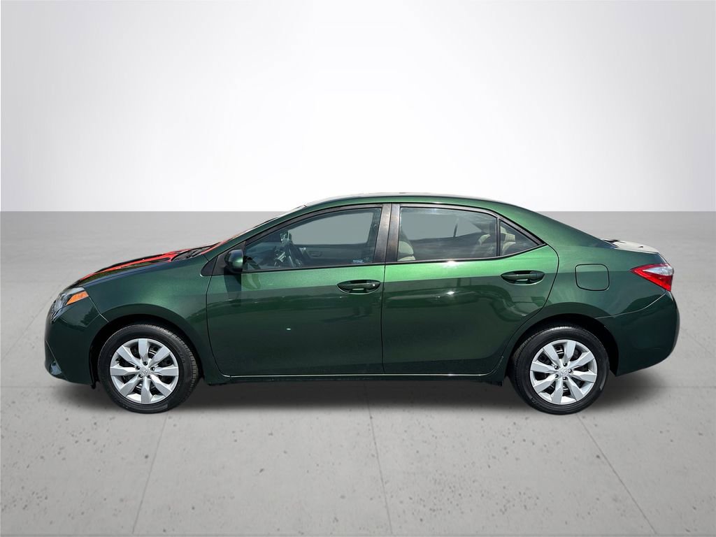 Used 2015 Toyota Corolla LE FWD image 9