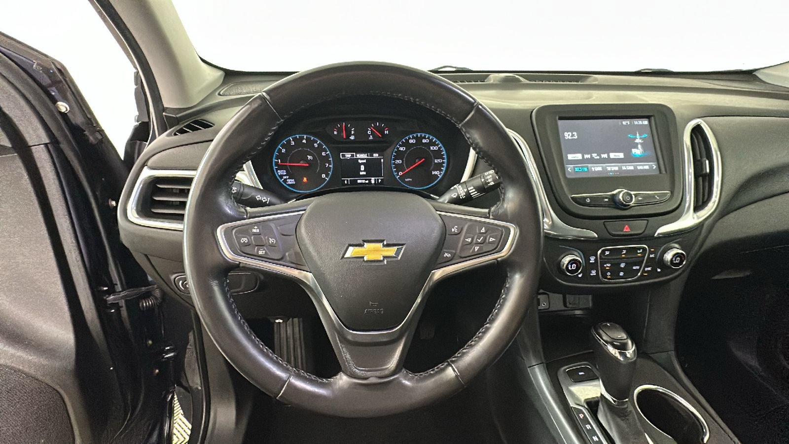 Used 2018 Chevrolet Equinox LT AWD/4WD image 16