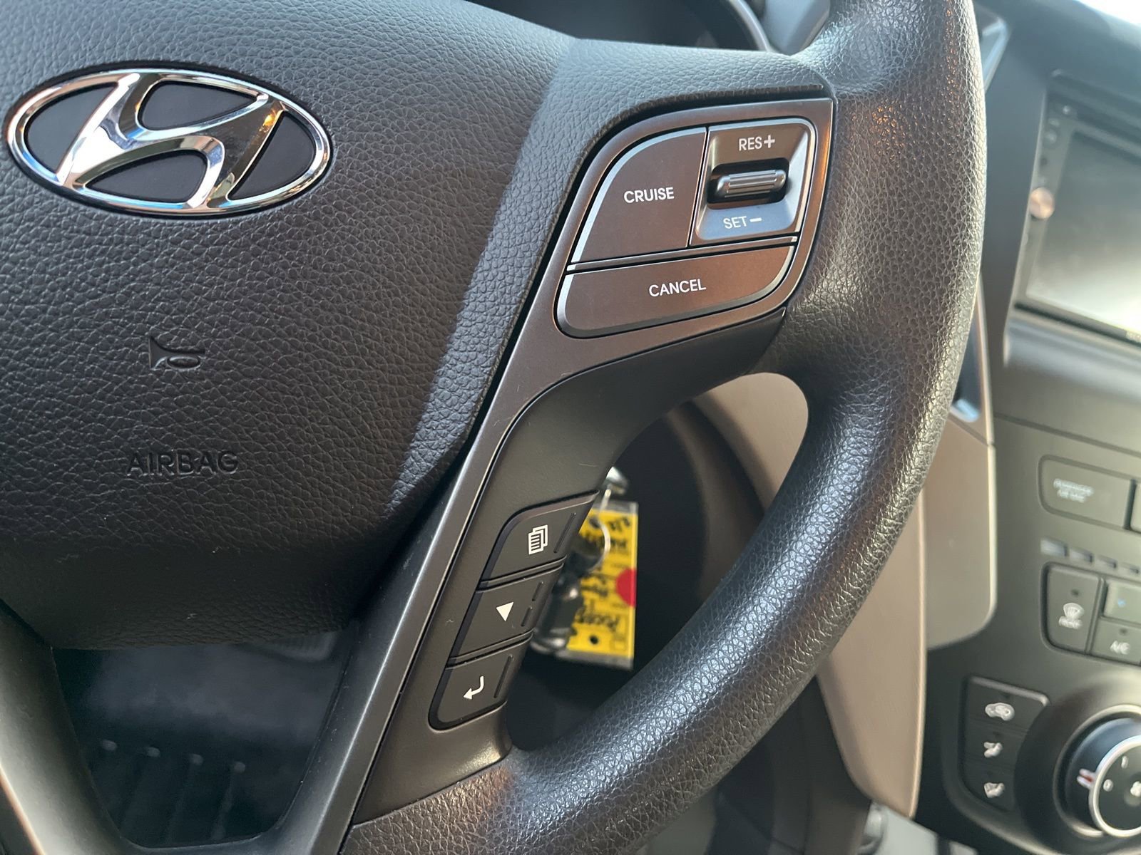 Used 2017 Hyundai Santa Fe Sport image 27