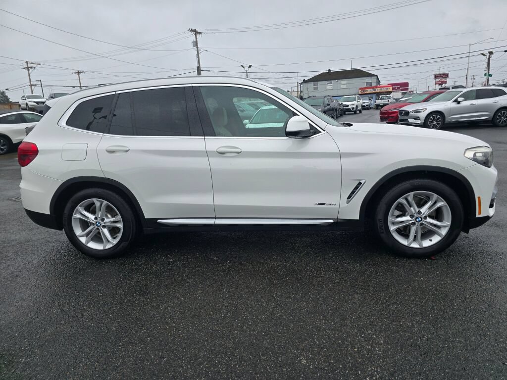 Used 2018 BMW X3 xDrive30i AWD/4WD image 5
