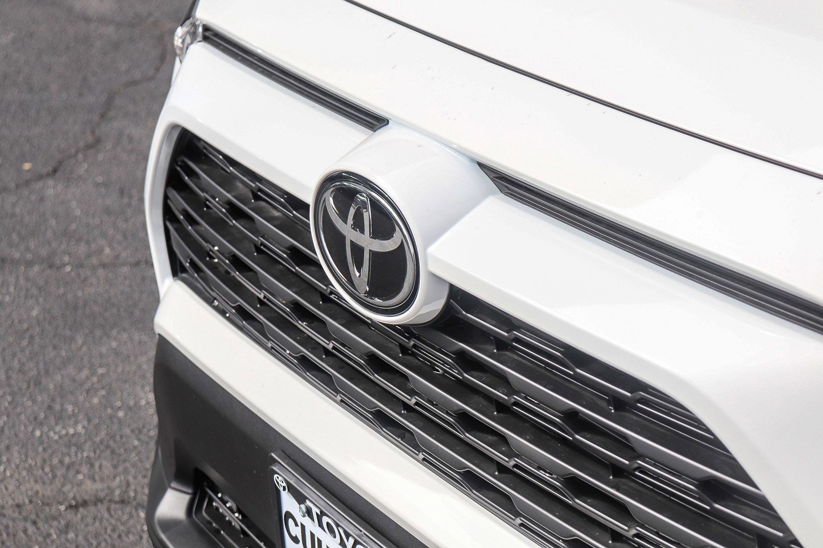 New 2025 Toyota RAV4 LE image 6