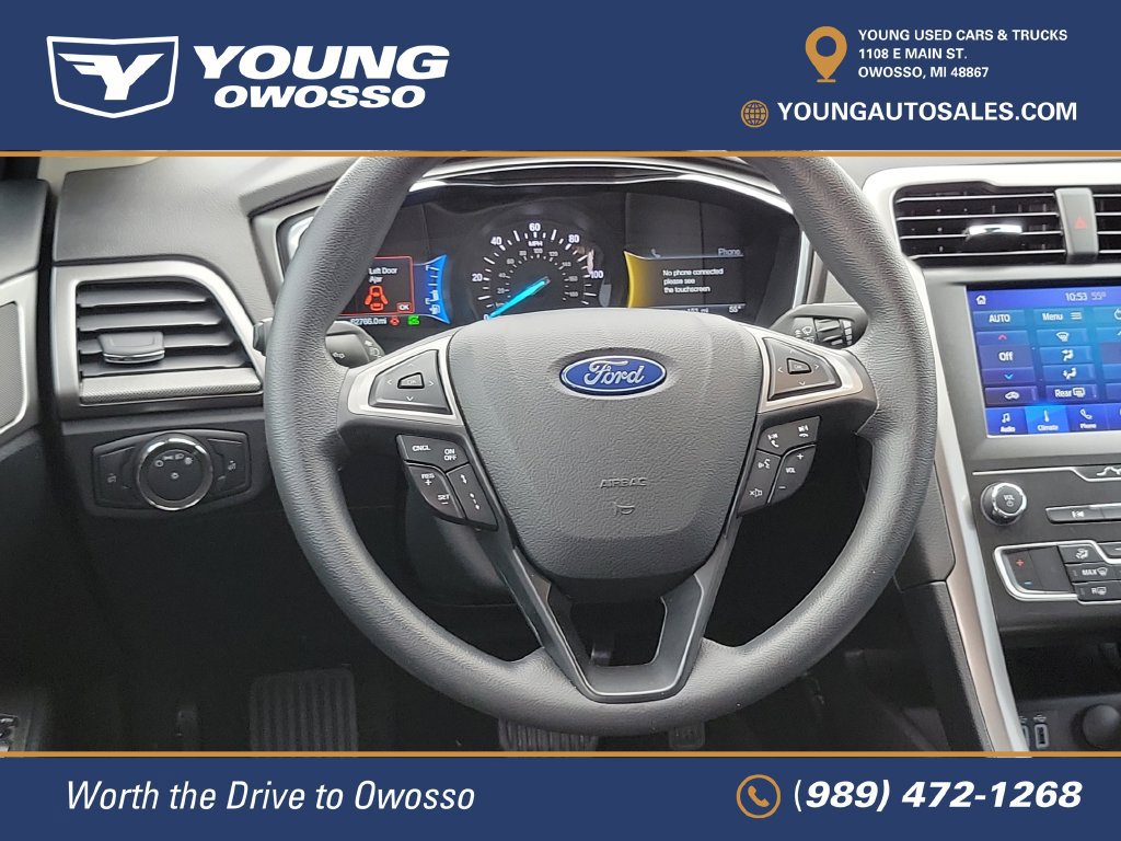 Used 2020 Ford Fusion SE FWD image 27