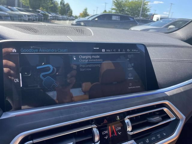 Used 2023 BMW X5 xDrive45e w/ Executive Package AWD/4WD image 26