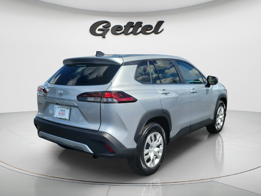 Used 2026 Toyota Corolla Cross L FWD image 5