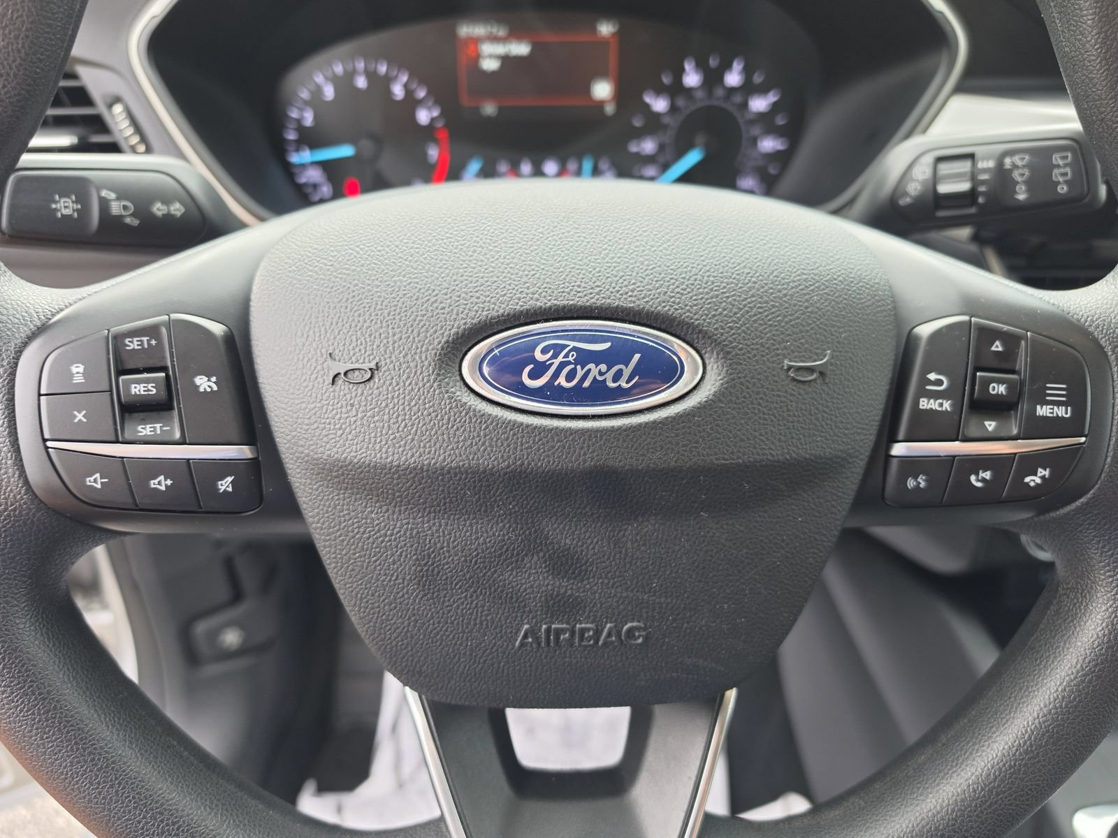 Used 2020 Ford Escape SE FWD image 35