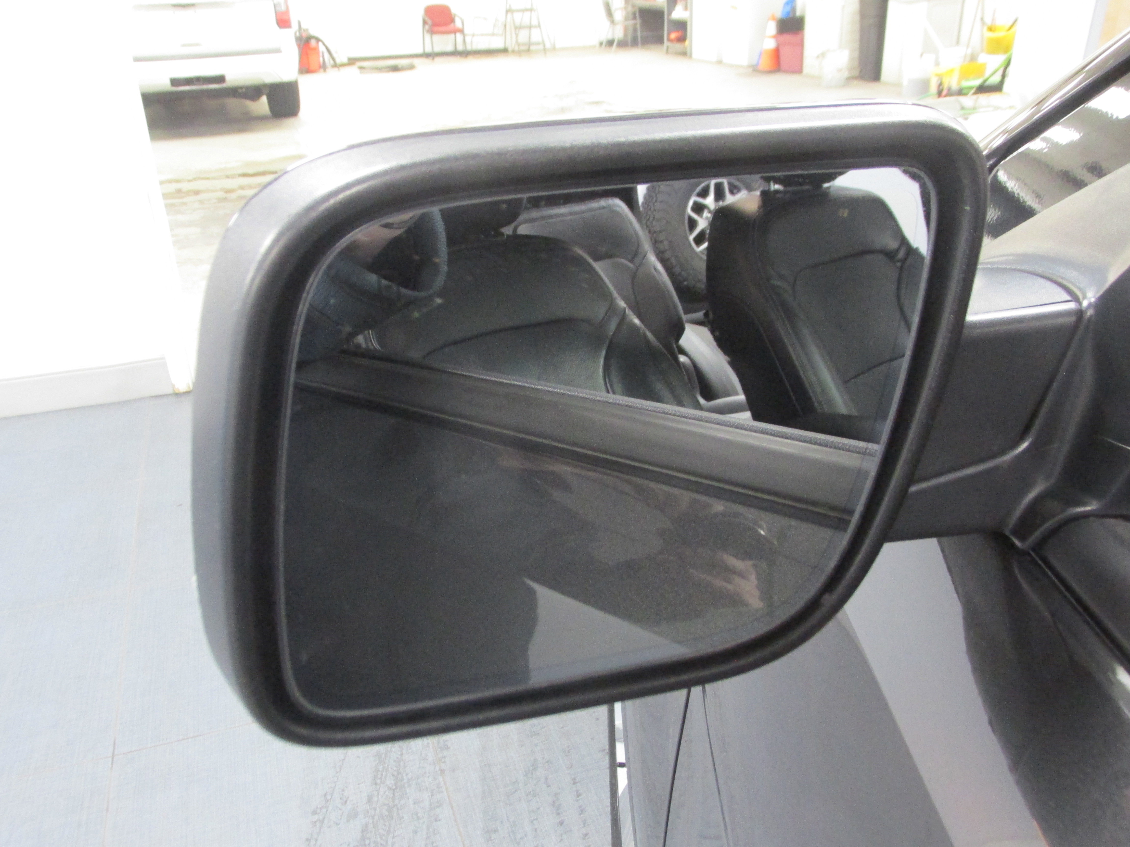 Certified 2019 Ford Explorer Limited w/ Class III Trailer Tow Package image 18