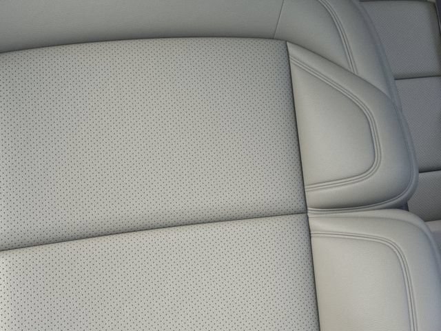 New 2026 Lincoln Navigator Reserve AWD/4WD image 16