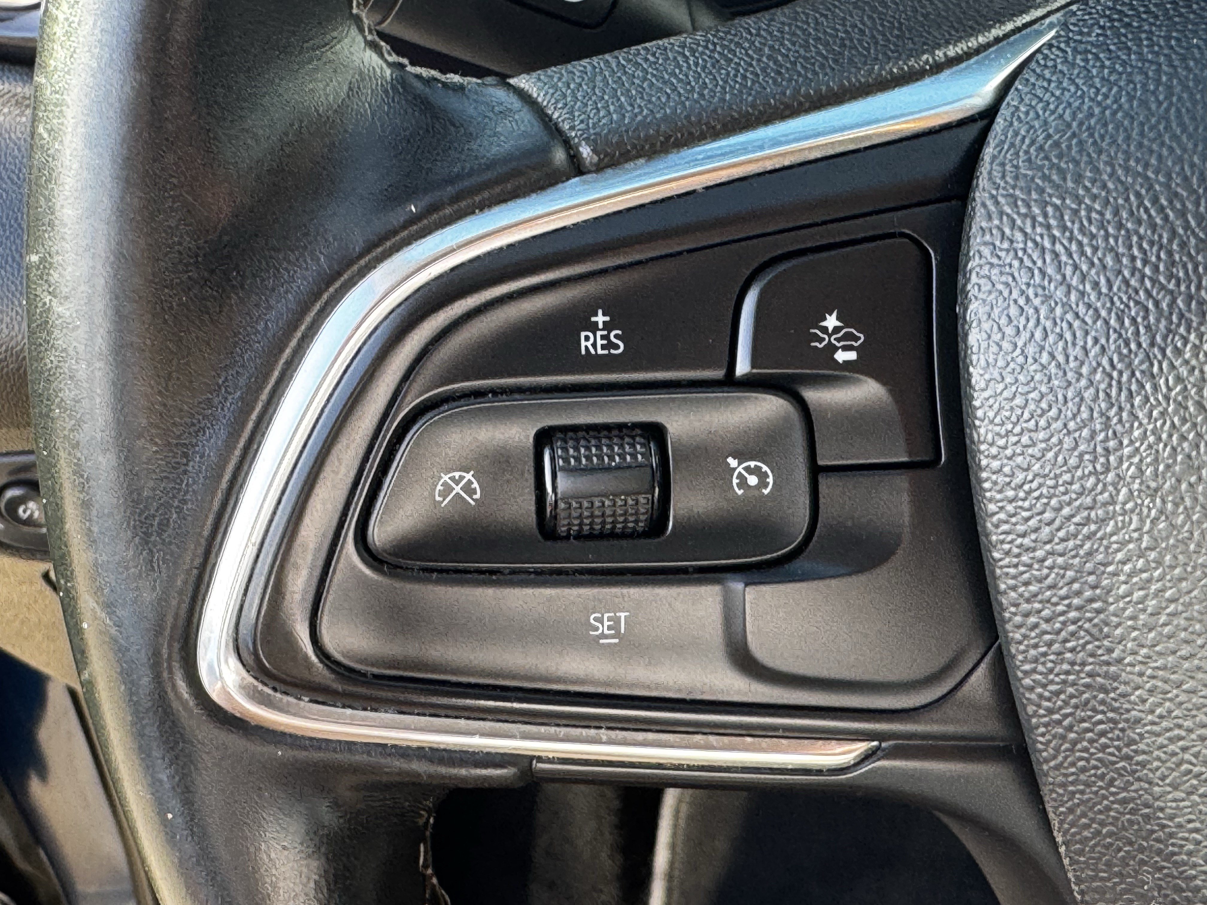Used 2020 Buick Encore GX Preferred FWD image 24