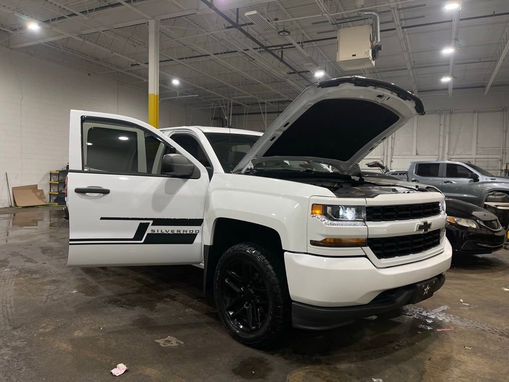 Used 2017 Chevrolet Silverado 1500 Custom w/ Custom Convenience Package image 7