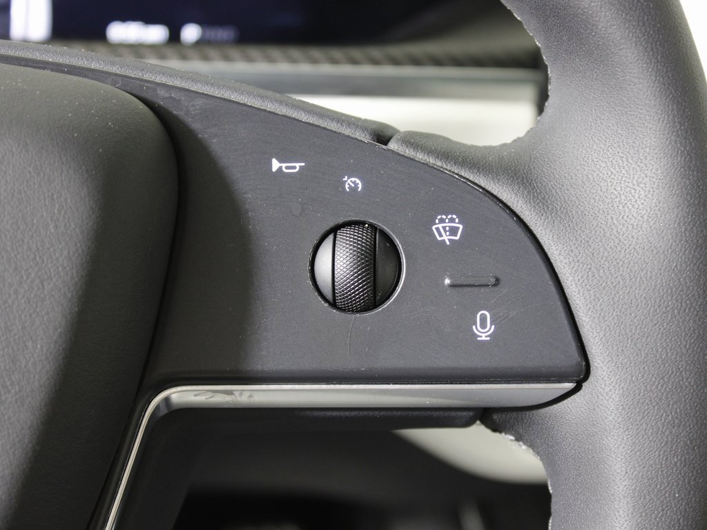 Used 2022 Tesla Model S Plaid image 23