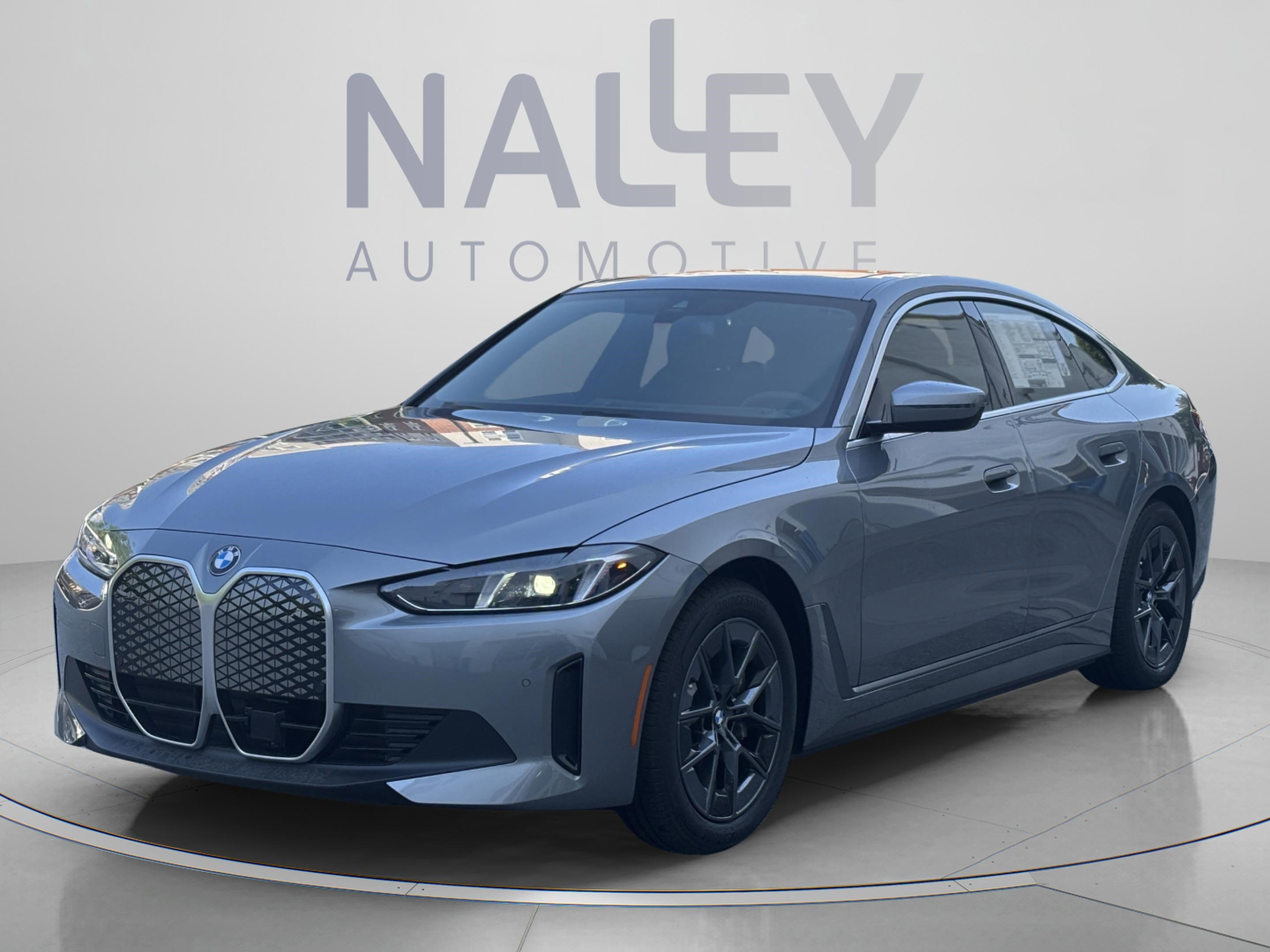 New 2026 BMW i4 xDrive40i w/ Premium Package AWD/4WD image 1