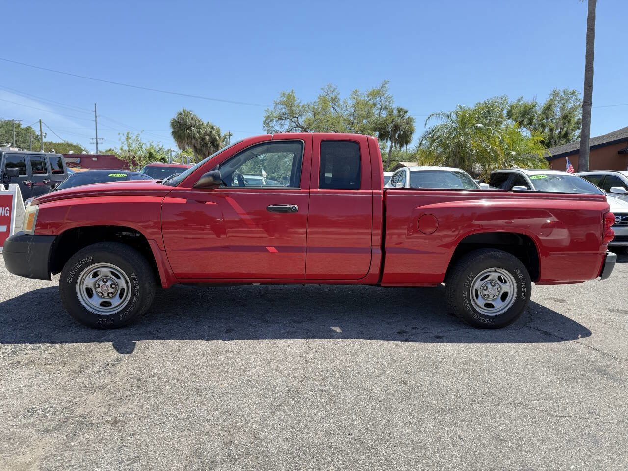 Used 2005 Dodge Dakota ST RWD image 4