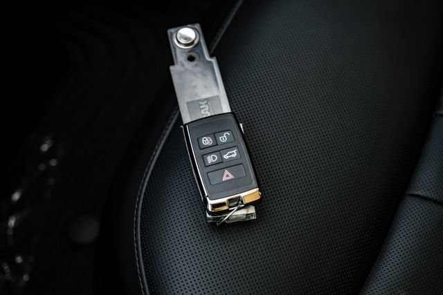 New 2026 Land Rover Range Rover SE AWD/4WD image 75