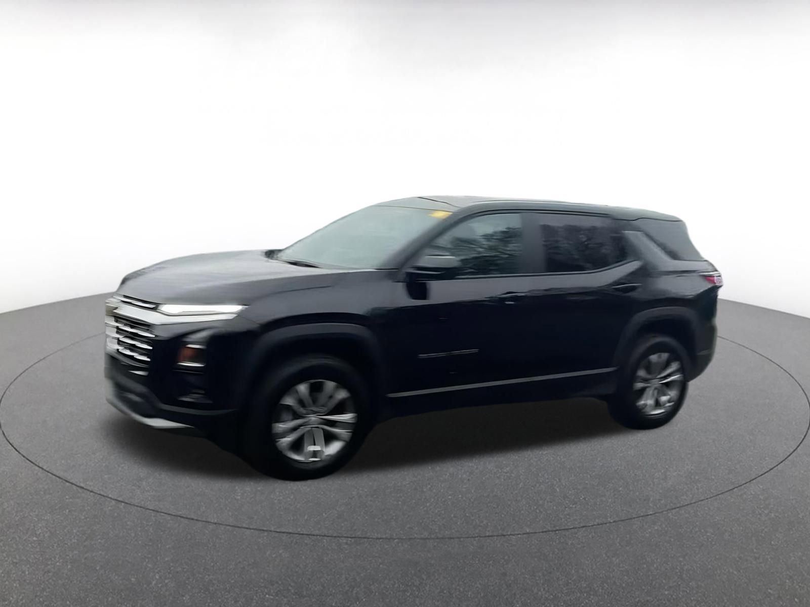 Used 2025 Chevrolet Equinox LT image 8