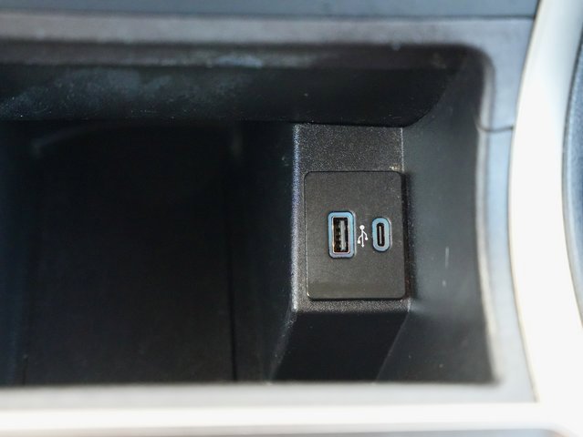 Used 2023 Ford Edge SEL image 22