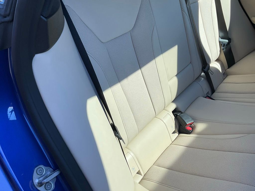 Used 2025 BMW i4 eDrive40 w/ M Sport Package image 52