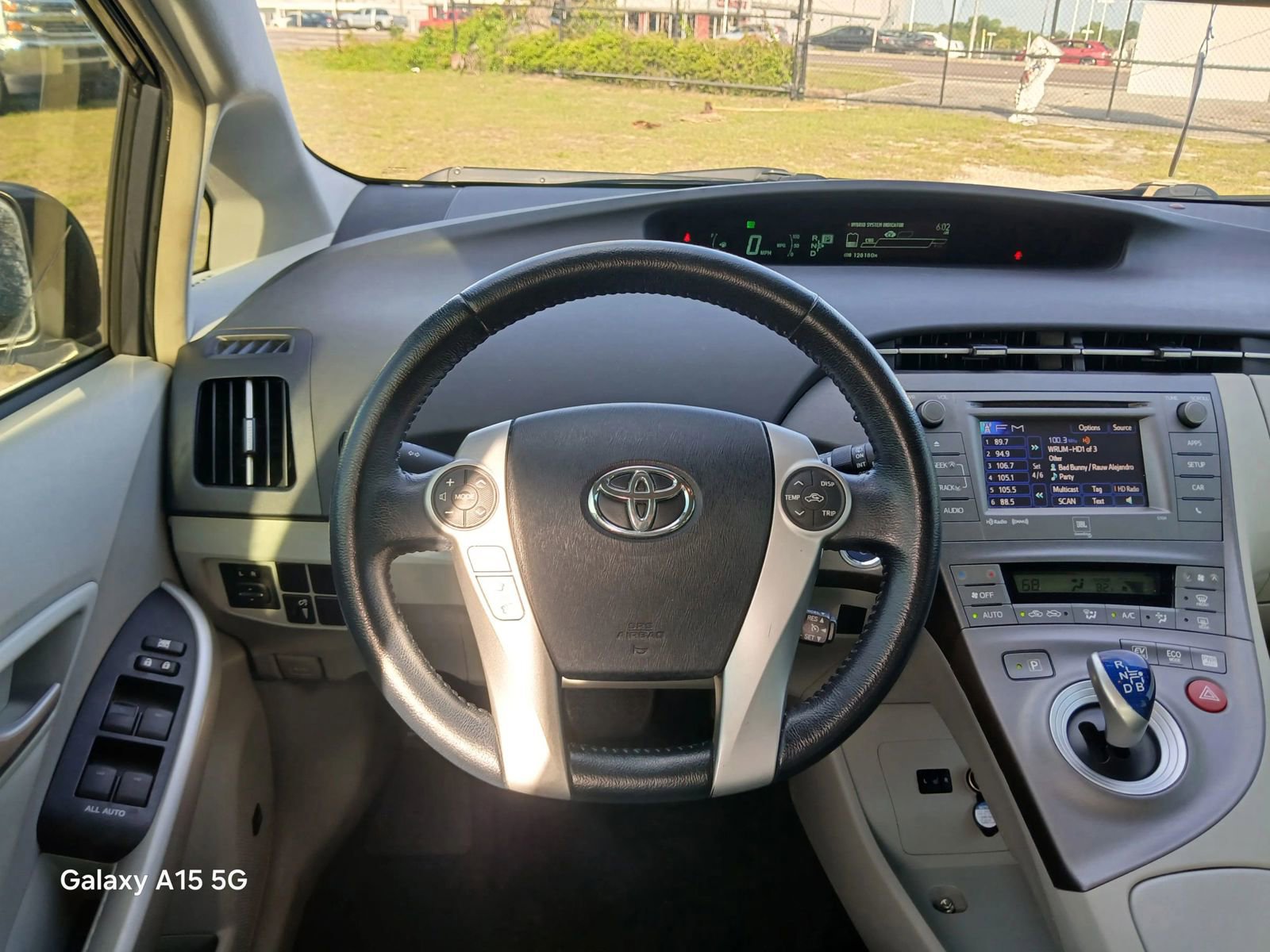 Used 2015 Toyota Prius Four image 26