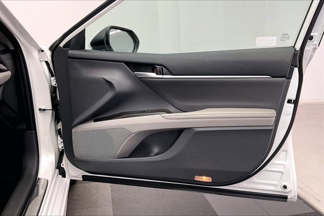 Used 2024 Toyota Camry XSE image 26