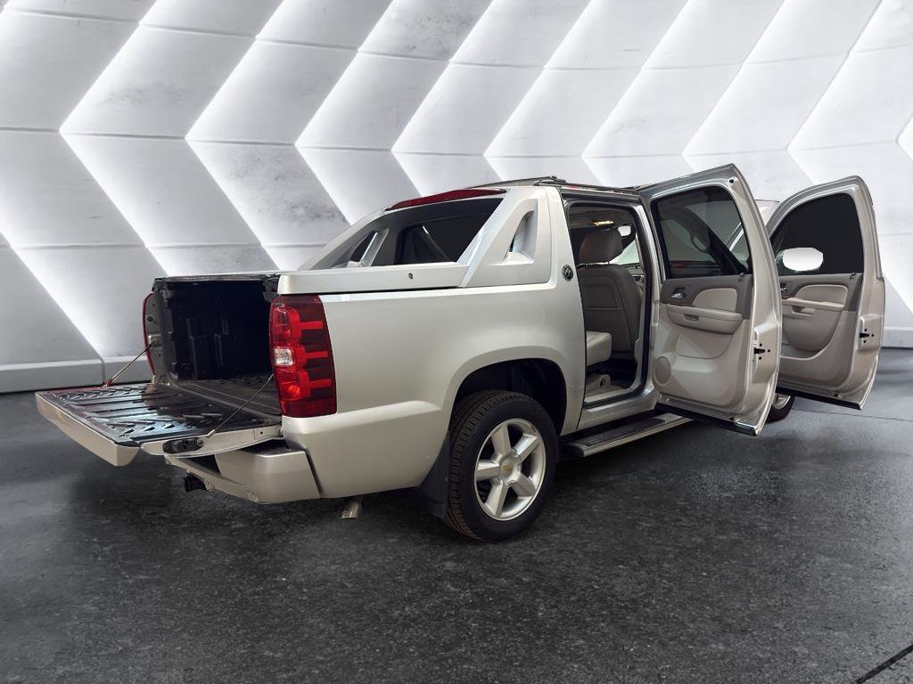 Used 2013 Chevrolet Avalanche LT w/ All-Star Edition image 13