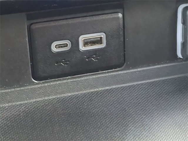 Used 2023 Chevrolet Suburban High Country w/ Premium Package image 22