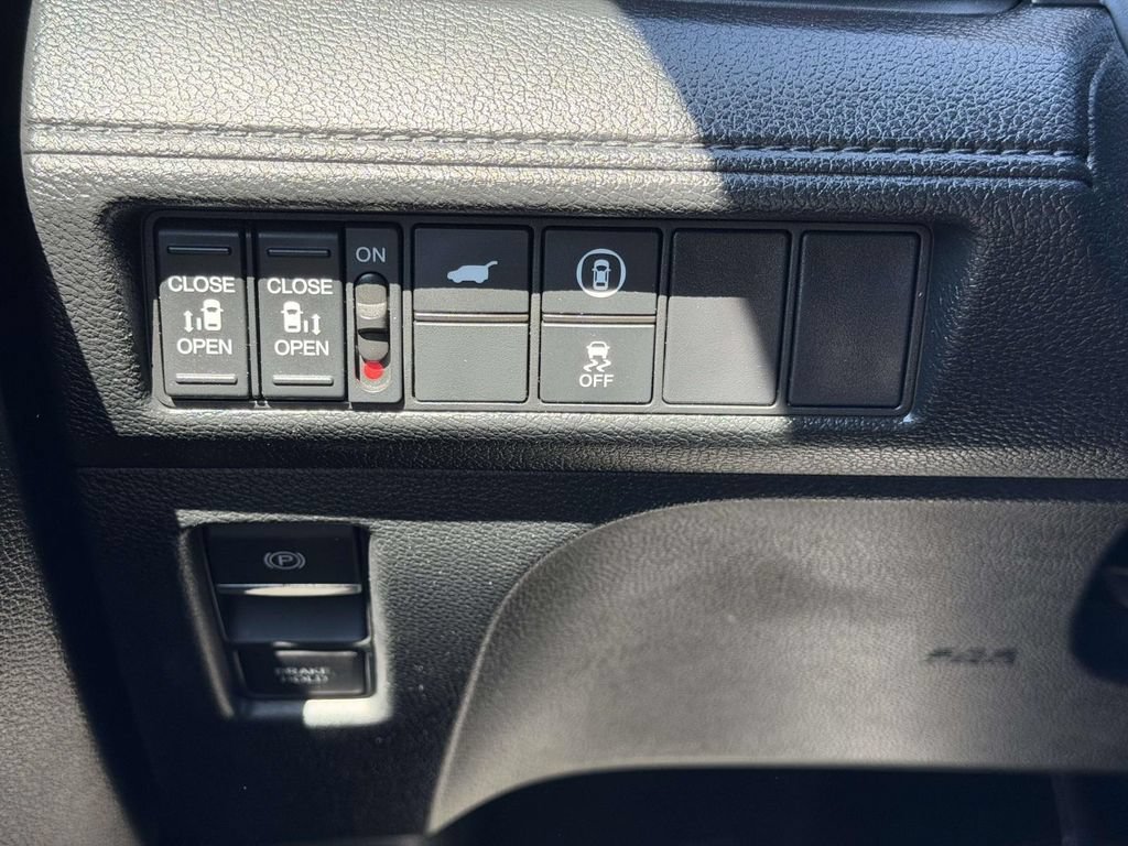 Used 2024 Honda Odyssey Sport image 21