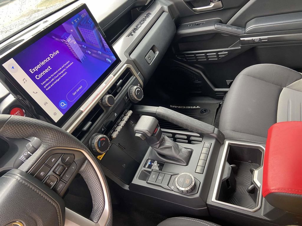 Used 2024 Toyota Tacoma TRD Sport w/ TRD Sport Upgrade Package image 28