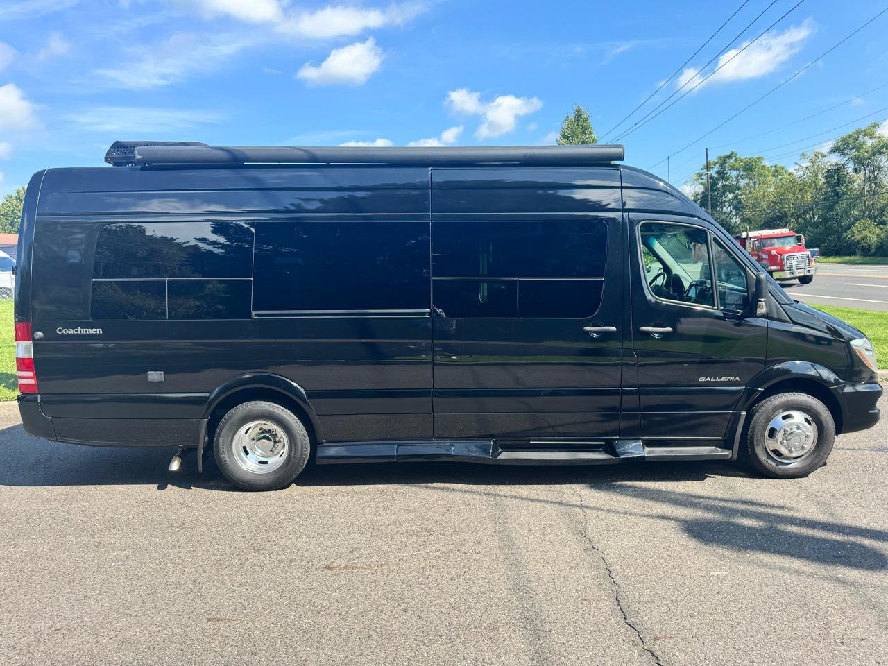 Used 2017 Mercedes-Benz Sprinter 3500 image 4