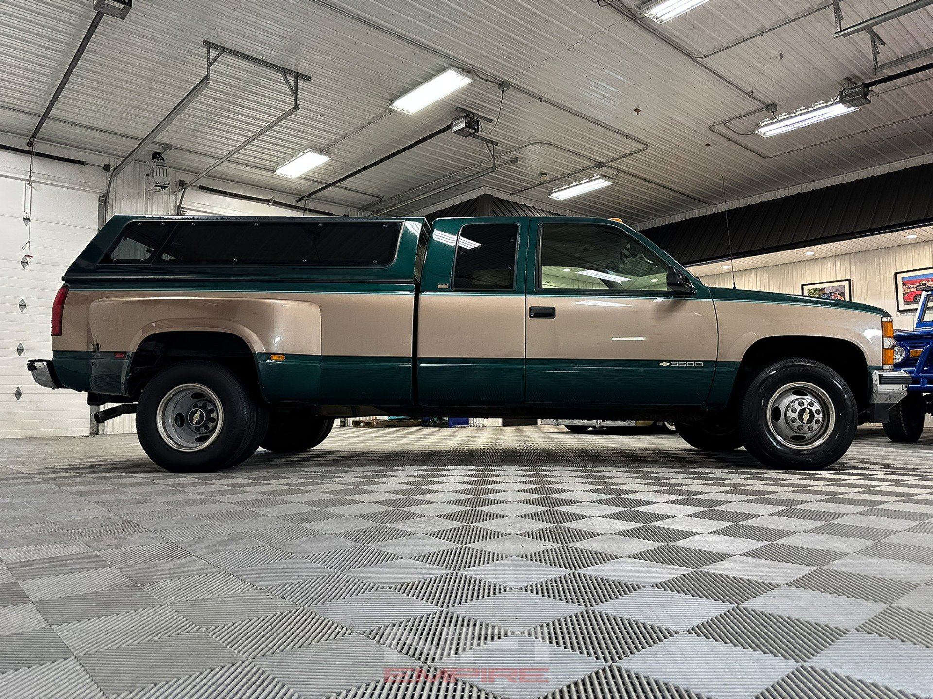 Used 1996 Chevrolet Silverado 3500 2WD Extended Cab image 17