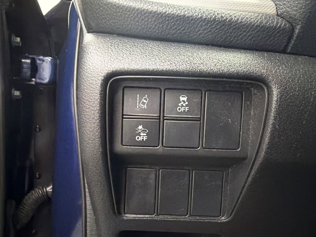 Used 2020 Honda CR-V LX image 31