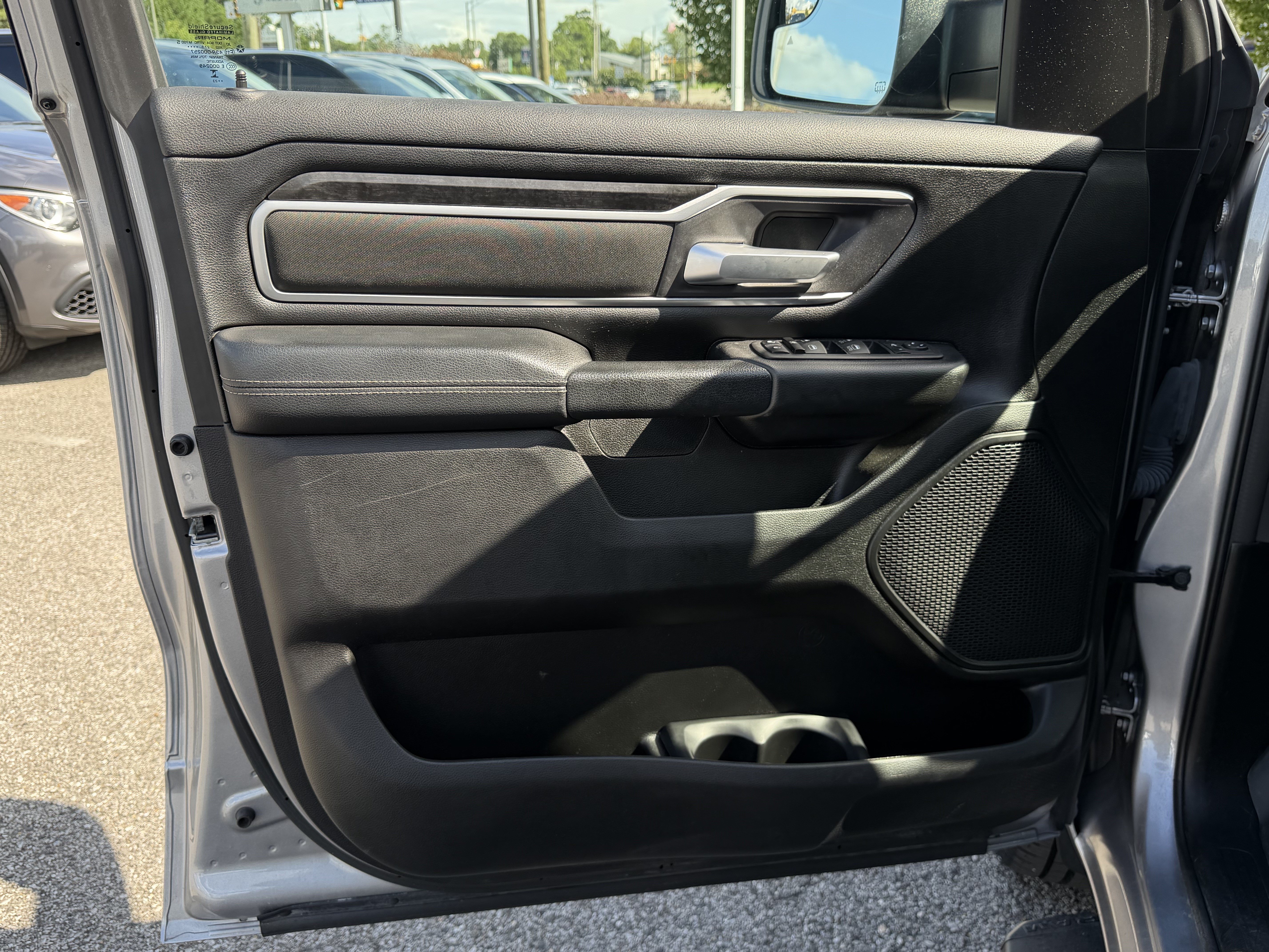 Used 2023 RAM 1500 Big Horn AWD/4WD image 13